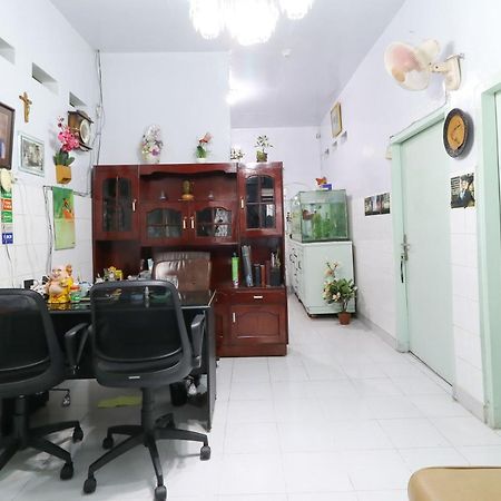 Emy'S Guesthouse Jenggrik Buitenkant foto