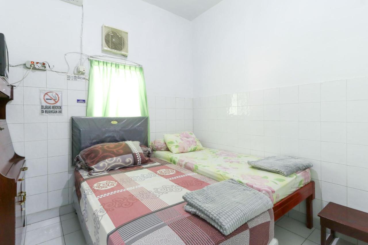 Emy'S Guesthouse Jenggrik Buitenkant foto