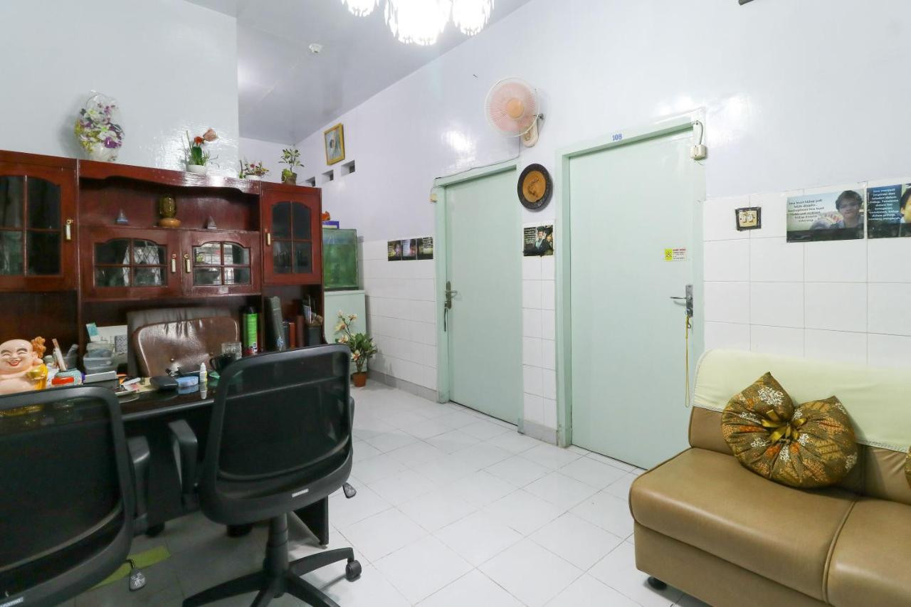 Emy'S Guesthouse Jenggrik Buitenkant foto